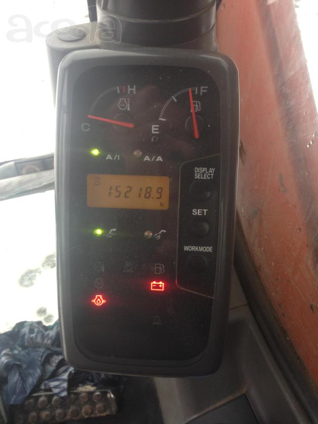 Продам гусеничный экскаватор HITACHI ZX200 б/у вложение ср-в не требует.