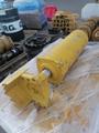 Натяжители гусениц бульдозеров Komatsu