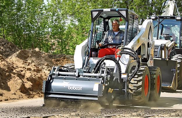 Аренда мини-погрузчика BobCat оперативно от собственника - Свой эвакуатор, подача за час!