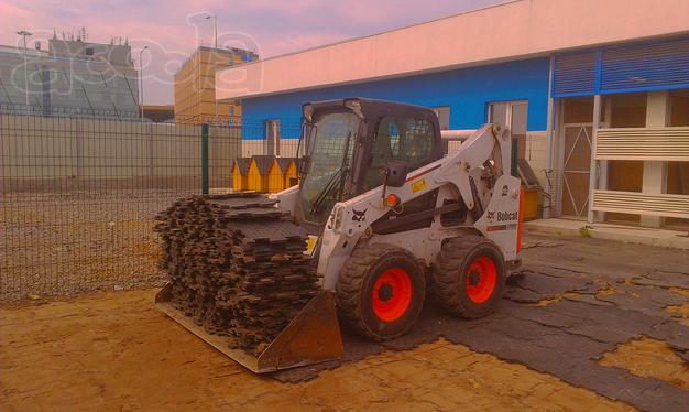 Аренда мини-погрузчика Bobcat в спб