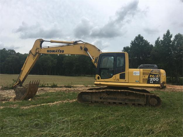 Аренда гусеничного экскаватора Komatsu PC200