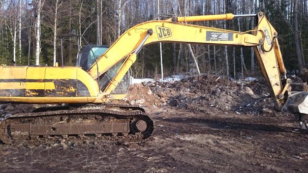 Аренда гусеничного экскаватора jcb 220 (Болотный)