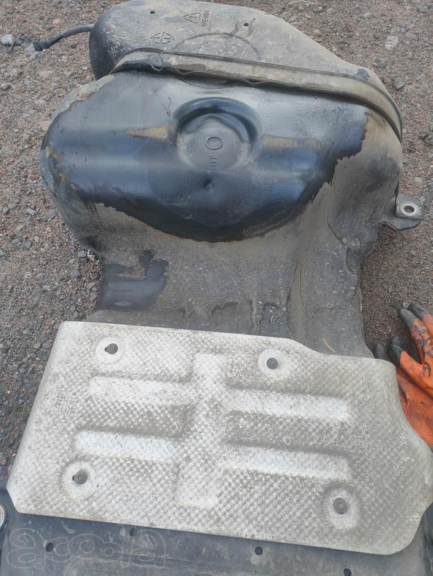 Ремонт бензобаков всех марок иномарок в Московском районе СПб