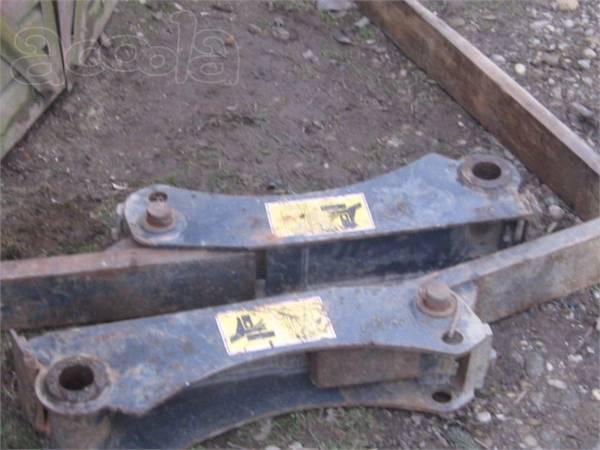 Вилы Komatsu для экскаватора-погрузчика