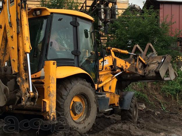 Сдаю в аренду экскаватор погрузчик JCB 3cx СПб и Лен.обл.