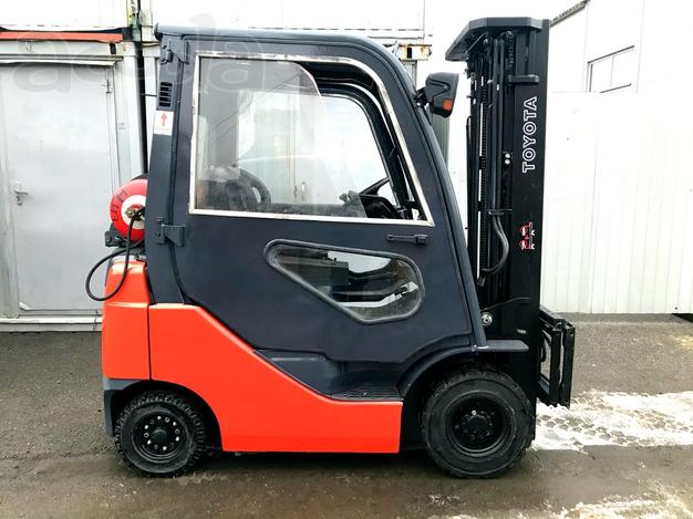 Автопогрузчик Toyota 32-8FGF18