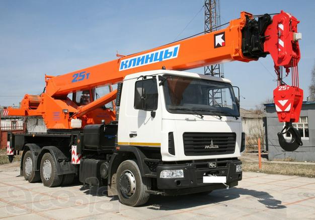 Автокран 25 тонн в аренду в Гатчине