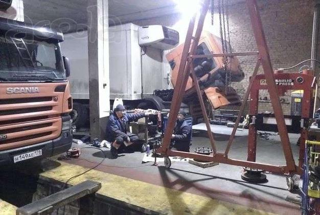 Ремонт грузовиков и прицепов.