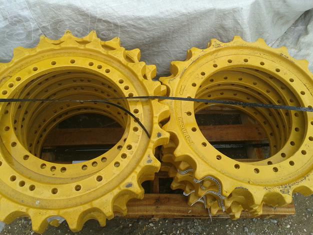 Продам звездочку на CAT330