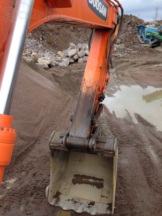 Гусеничный экскаватор Doosan DX300LCA