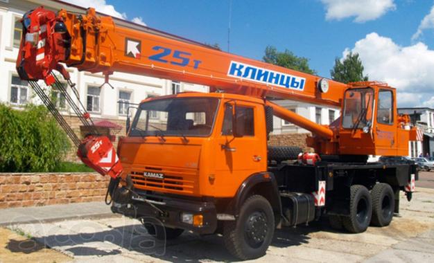 Аренда крана 25 тонн вылет стрелы 30 метров по СПб без посредников