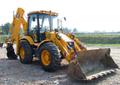 Экскаватор погрузчик JCB 3CX на севере СПб свободен