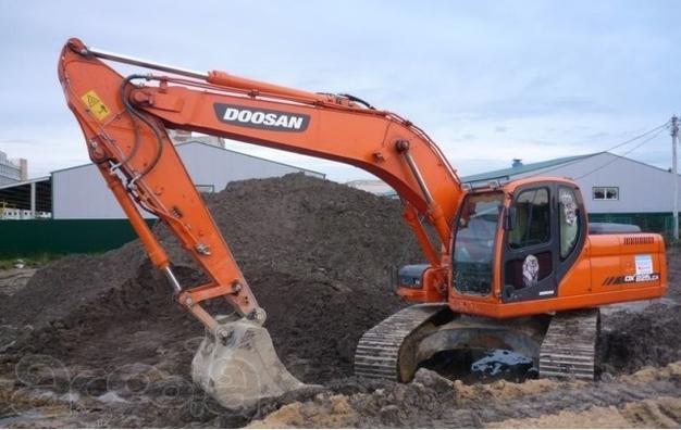 Гусеничный экскаватор (болотный) Doosan 225