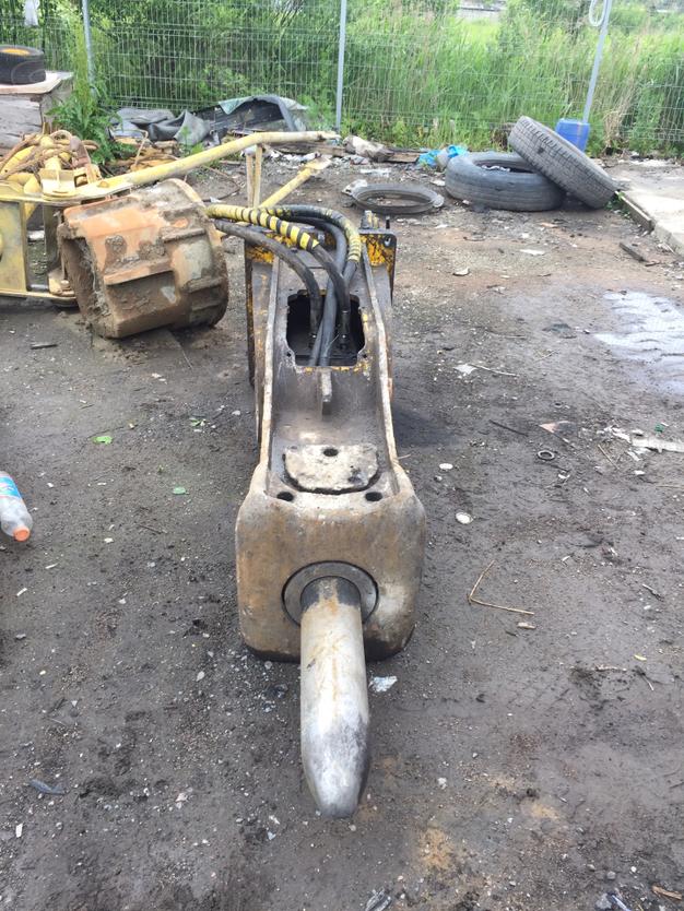 Продам гидромолот JSB 81S