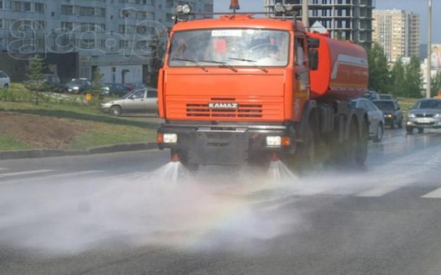 Аренда поливомоечной машины 6 кубов со щёткой