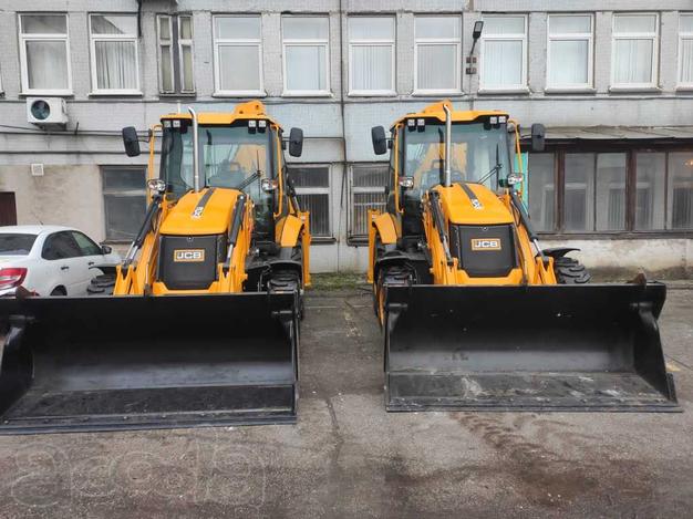 Экскаватор-погрузчик JCB 3CX, 2022 г, новый, Англия, 2 шт