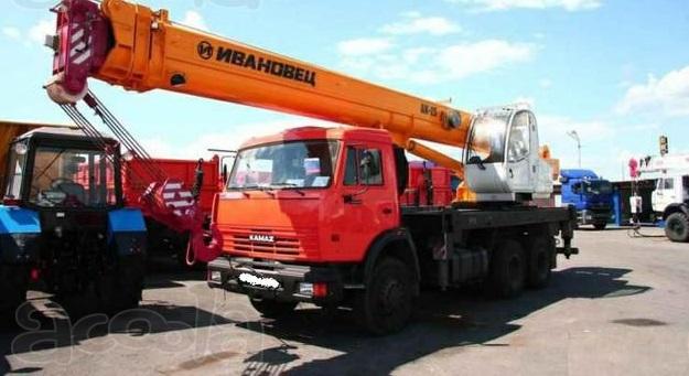 Аренда автокрана Гатчина, услуги крана Гатчина.  Автокран 16,  25 тонн.