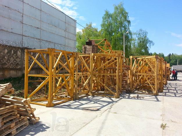 Продаётся башенный кран Liebherr 112 EC-H 8