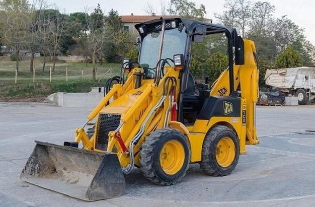 Экскаватор-погрузчик JCB 1cx 2011 года. 3000 мч.