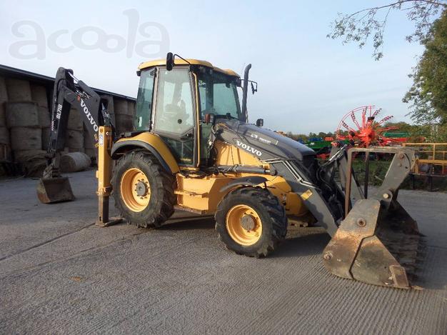 Аренда экскаватора погрузчика JCB от собственника дешево по Питеру и Лен области