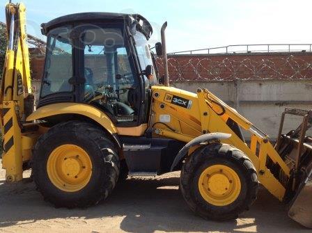 Аренда экскаватора-погрузчика JCB 3CX