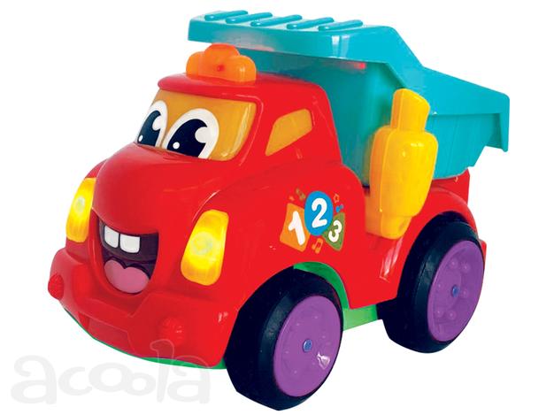 НУЖНО МНОГО САМОСВАЛОВ и отвал, вывоз ГРУНТА петроградка