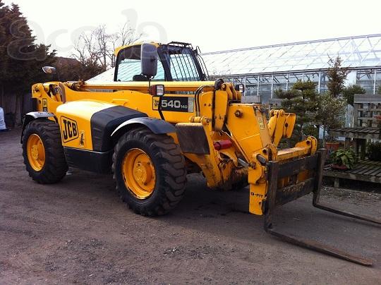 Аренда телескопического погрузчика JCB 540-140