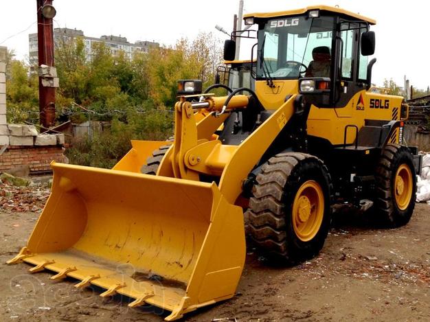 Погрузчик фронтальный JCB