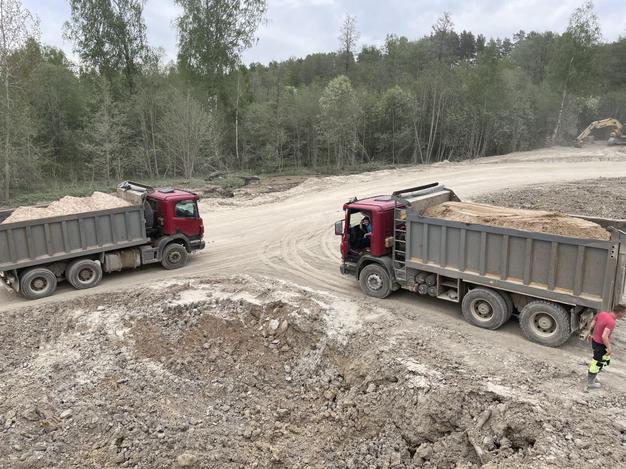 Срочно требуются самосвалы