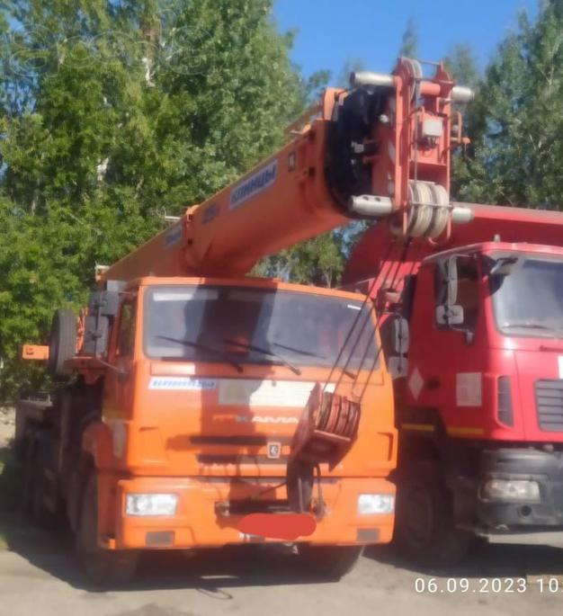 Автокран 25 тонн 31 метр стрела